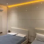 International Garibaldi Неаполь