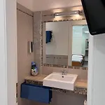 International Garibaldi 4*