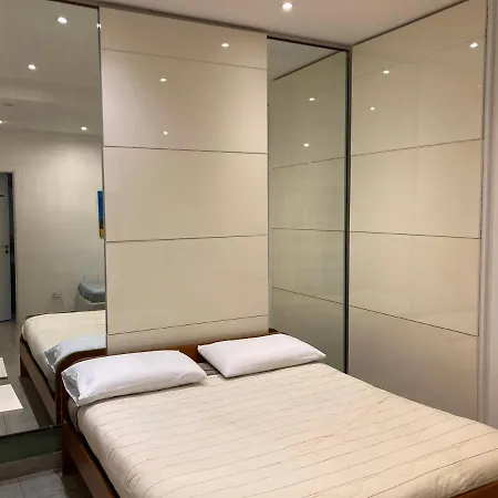 International Garibaldi 4*