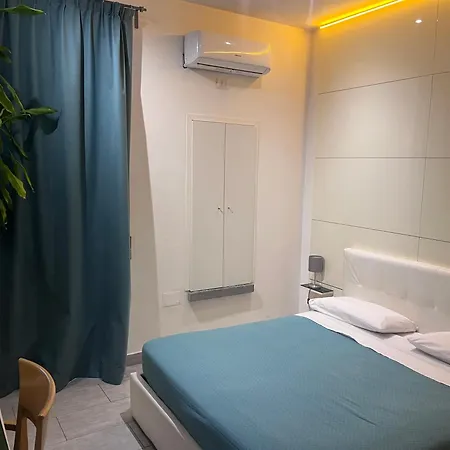 International Garibaldi 4*