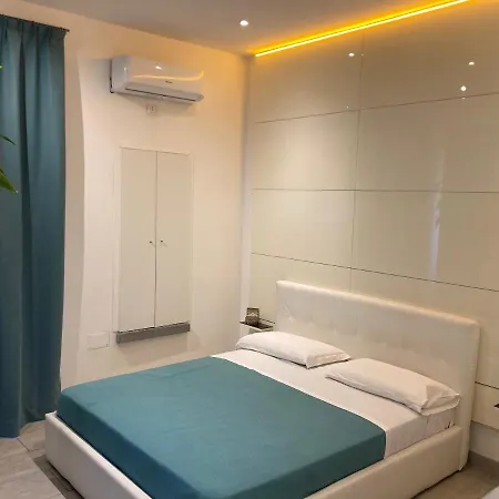 International Garibaldi Bed and breakfast 3*