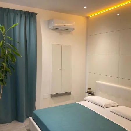 Bed & Breakfast International Garibaldi Naples