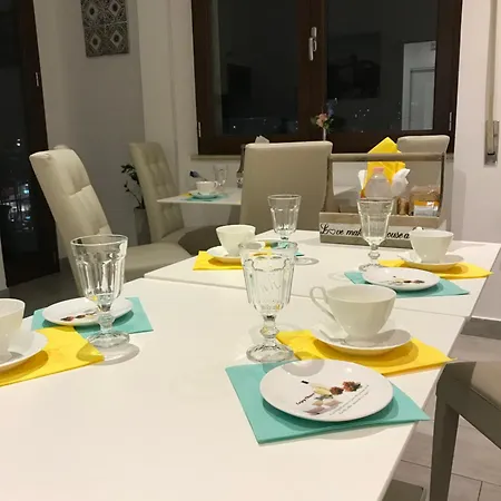 Bed & Breakfast International Garibaldi Naples