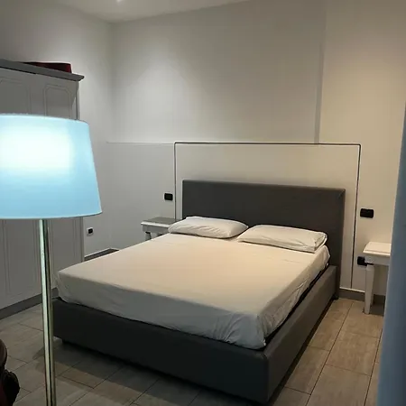 International Garibaldi Bed & Breakfast Naples