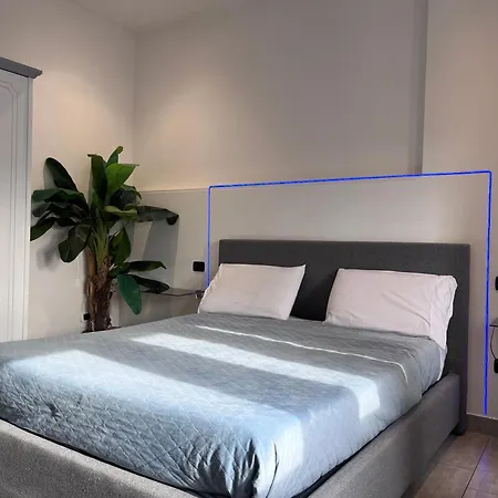 Bed & Breakfast International Garibaldi Naples
