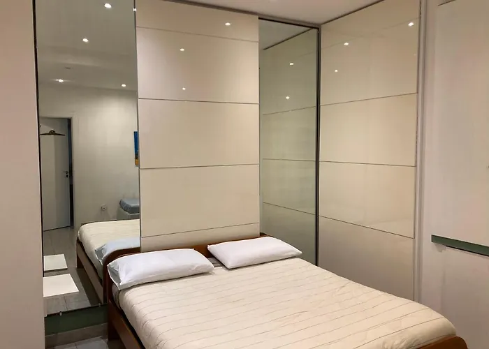 International Garibaldi 4*