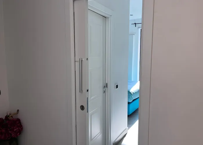 Bed and breakfast International Garibaldi 4*