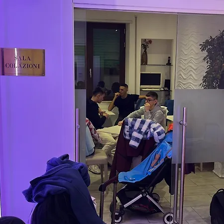 Alojamento de Acomodação e Pequeno-almoço International Garibaldi